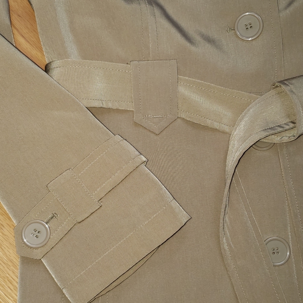 Jacket - Picture 5 of 8